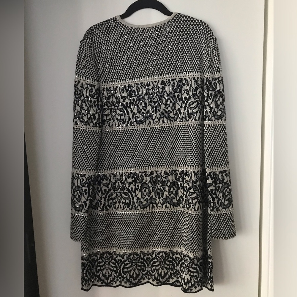 NWOT St John Cardigan Size 8 - Picture 2 of 9